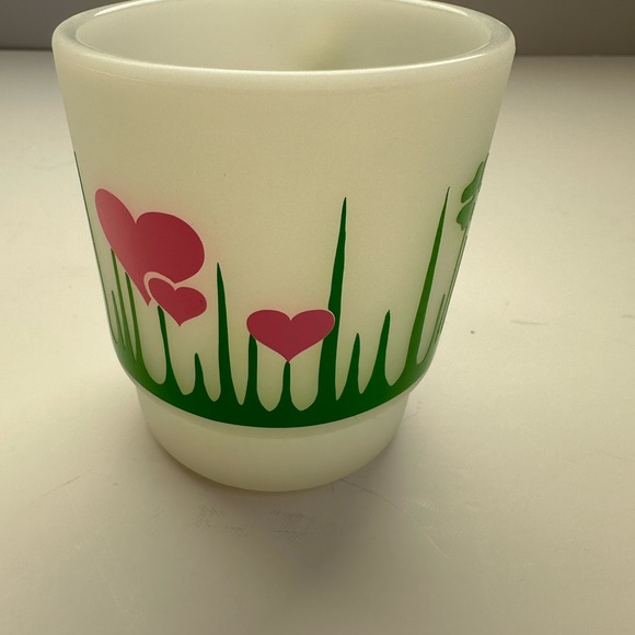Vintage Fire King  milk glass D ring stackable mug
✨Lucky in Love💚💓 - Picture 2 of 10
